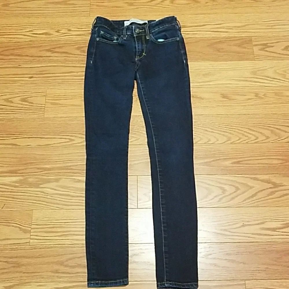 Abercrombie & Fitch Skinny Jeans Sz 00S W 24 L 29